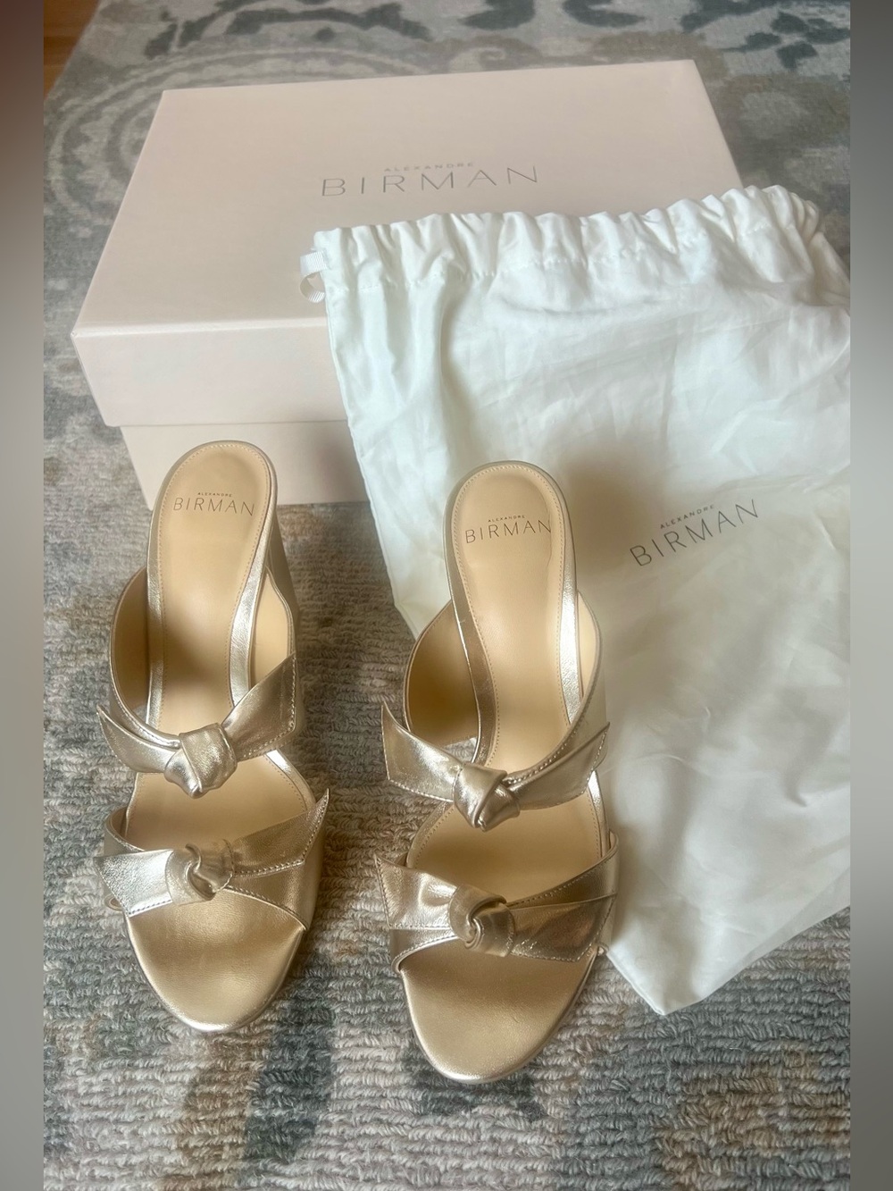 Alexandre Birman Nolita Champagne Gold Knot Strap Block Heels - Excellent